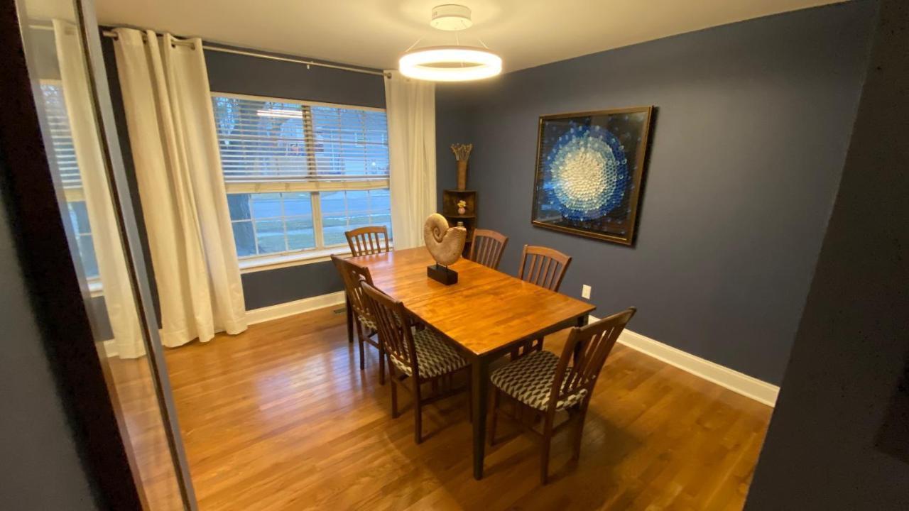 Here It Is! Cool Cape Cod-3 Br-2.5 Bath-12 Guests Olathe Eksteriør billede
