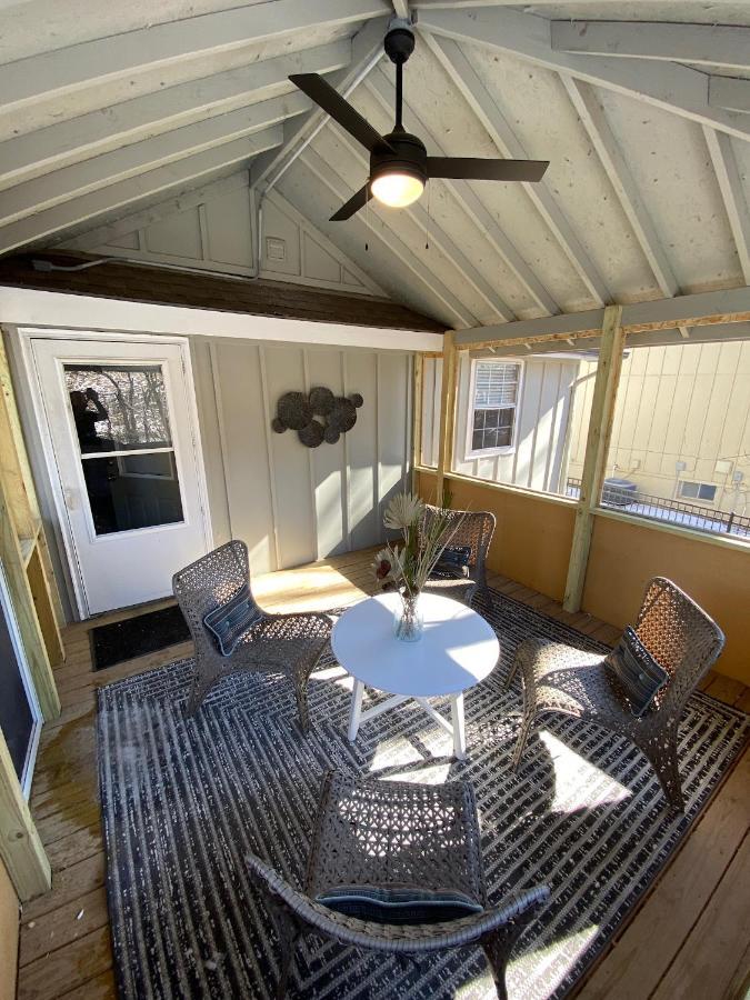 Here It Is! Cool Cape Cod-3 Br-2.5 Bath-12 Guests Olathe Eksteriør billede